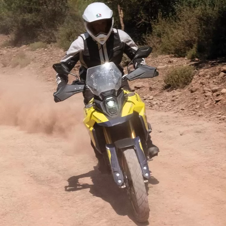 Thumbnail for Pricing for all-new V-Strom 800DE announced
