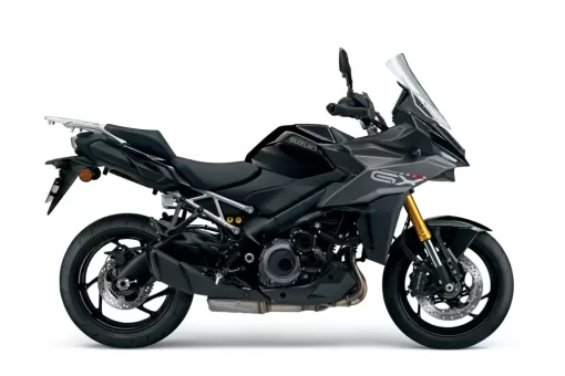 gsx-s1000gx-m4-yvb-right-1024x683.jpg